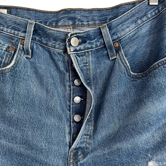 Levi's 501 Denim Cutoff Shorts Vintage with Button Fly Size 33 - Picture 3 of 14